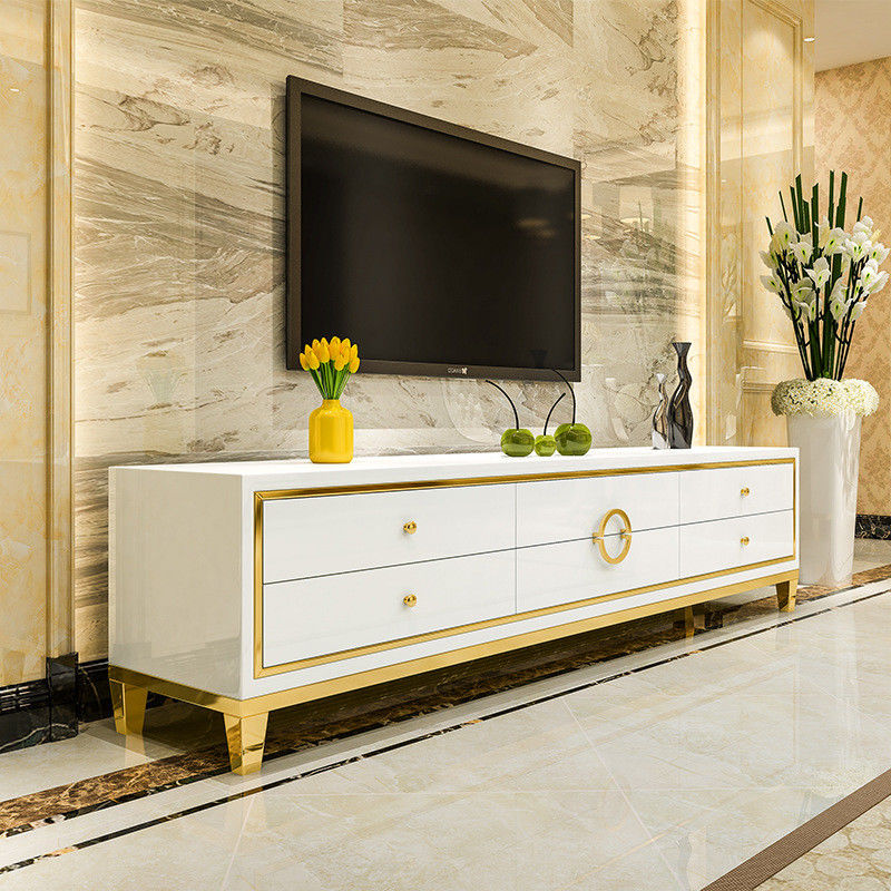 El soporte de acero inoxidable y la mesa de centro de la TV fijaron los muebles de lujo de la sala de estar